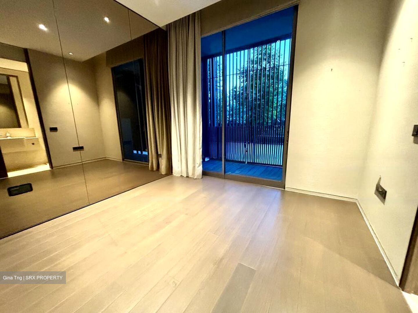 Meyerhouse (D15), Condominium #459400471